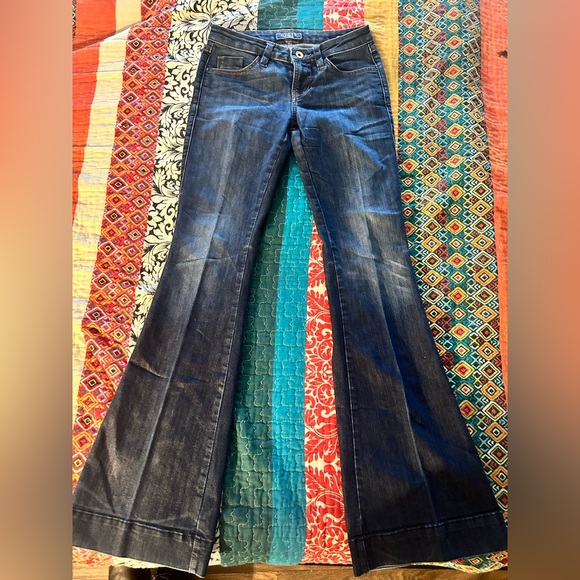 Guess Brittney Flare Jeans - Picture 2 of 5